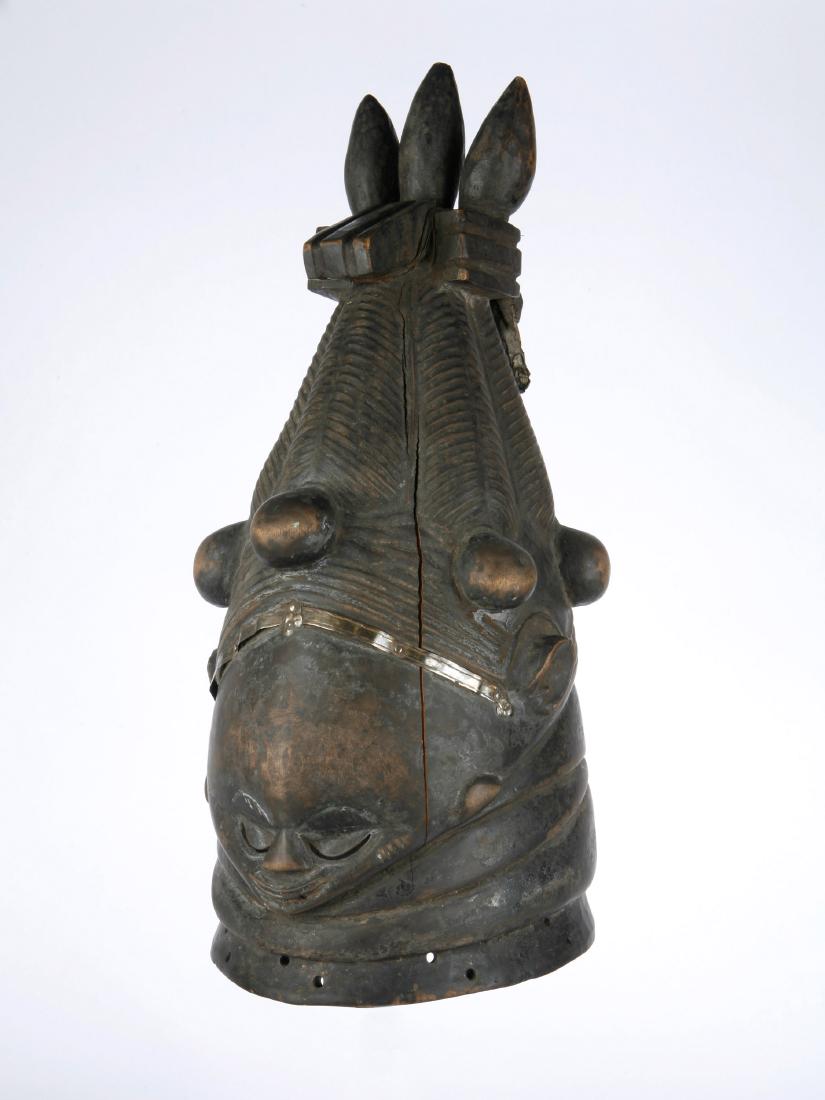 Helm-Maske, "sowei" (1 of 9)