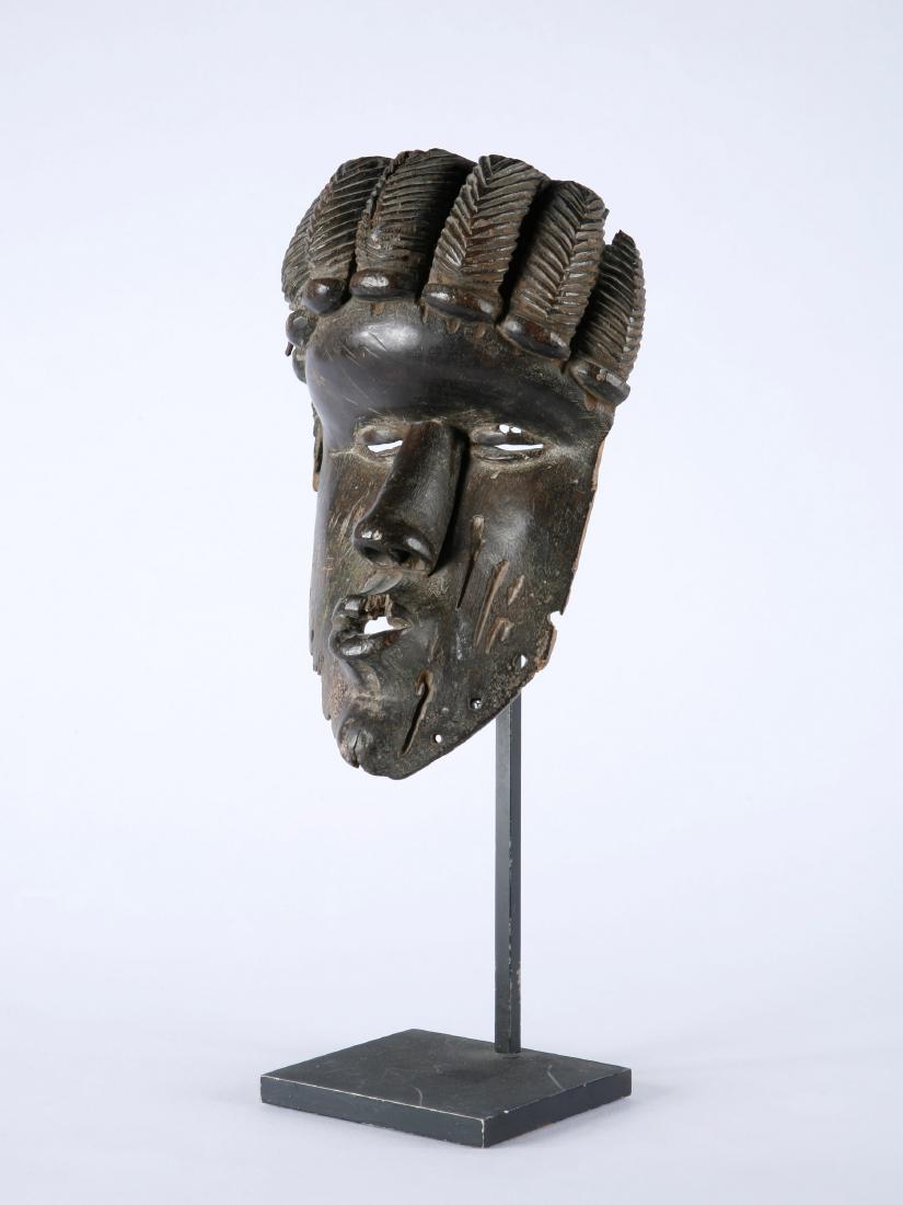 Maske "geh naw" (1 of 8)