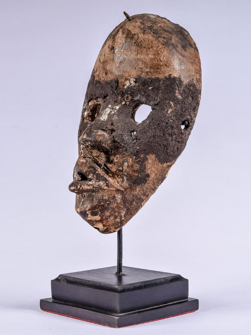 Miniatur-Maske, "ma go" (1 of 12)