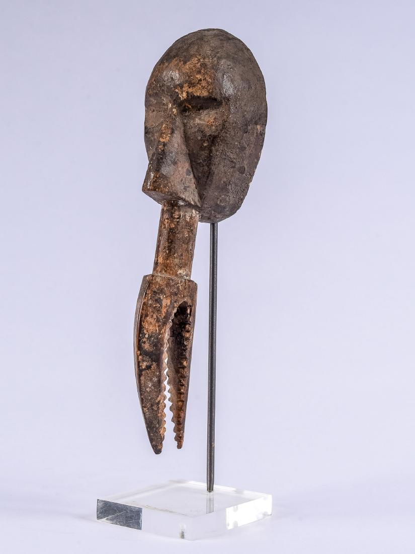 Miniatur-Maske, "ma go" (1 of 10)