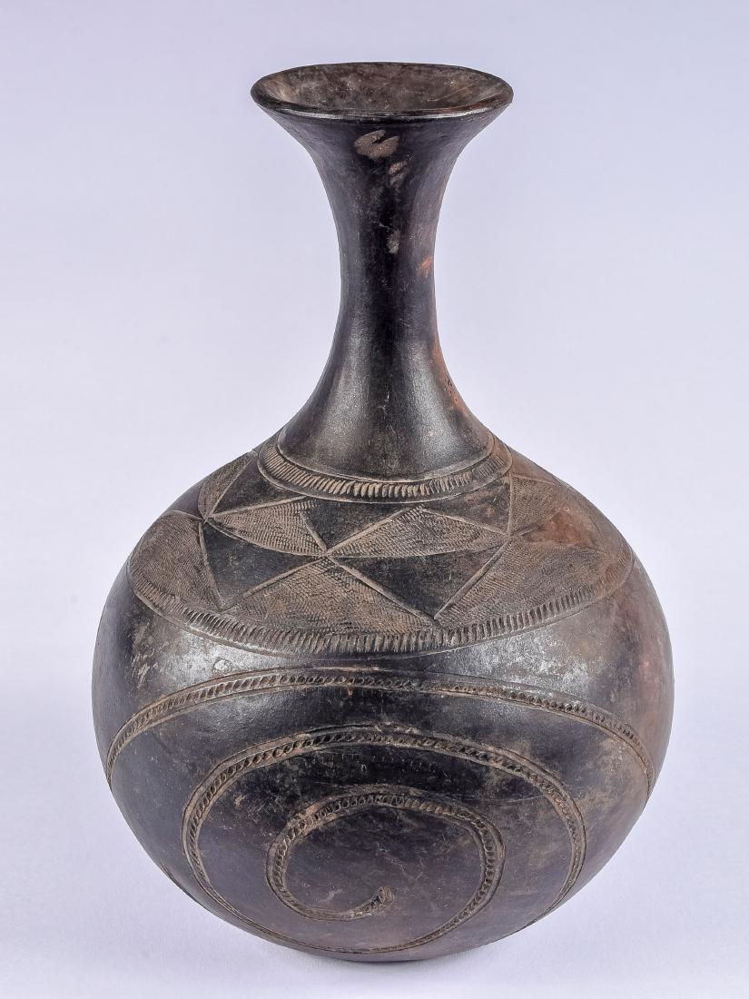 Terrakotta-Gefäss (1 of 10)