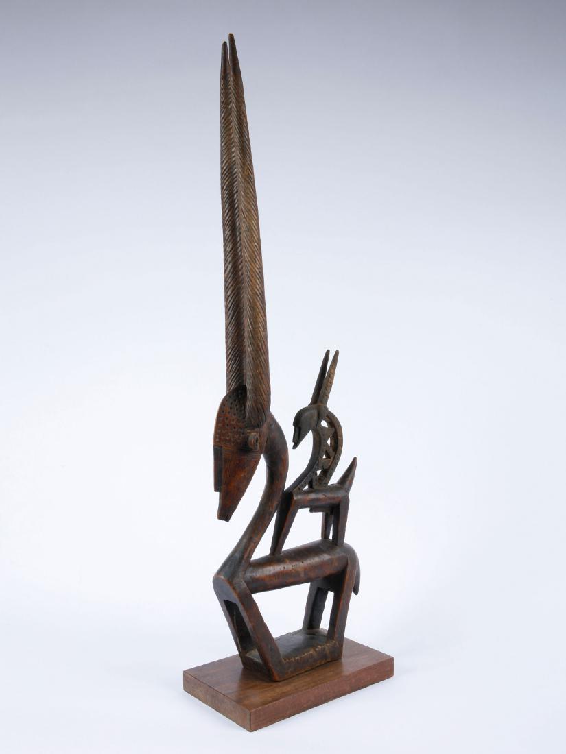 Kopfaufsatz, "tjiwara" (1 of 8)