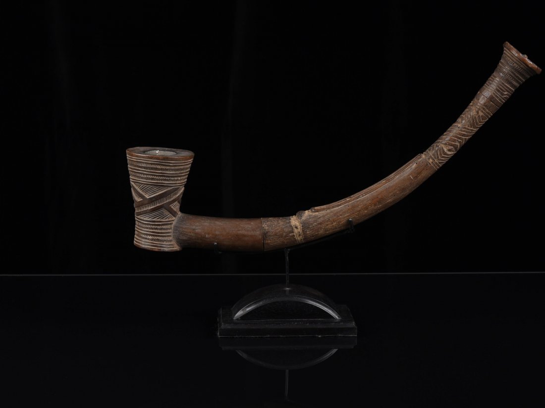 Bushongo-Tabakspfeife / Ethnographic Art / Smoking Pipe (1 of 13)