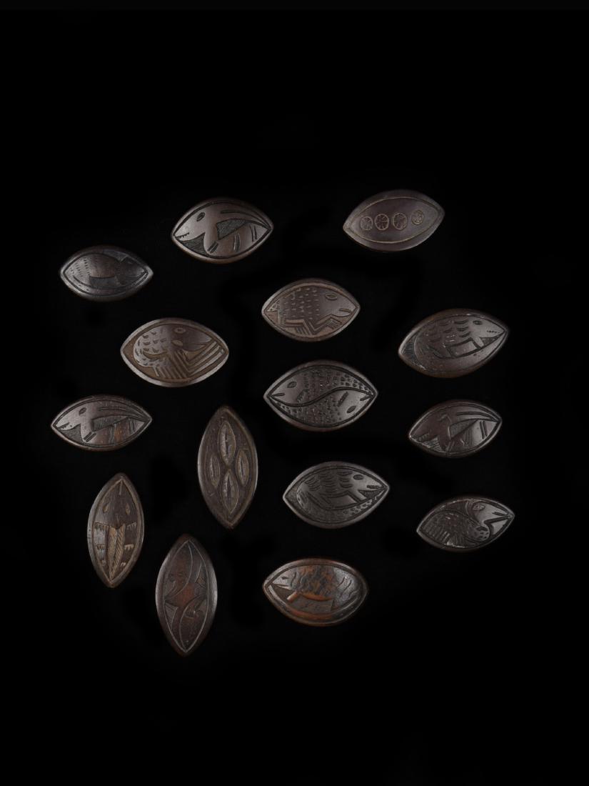 15 Spielsteine, "abbia" (1 of 17)