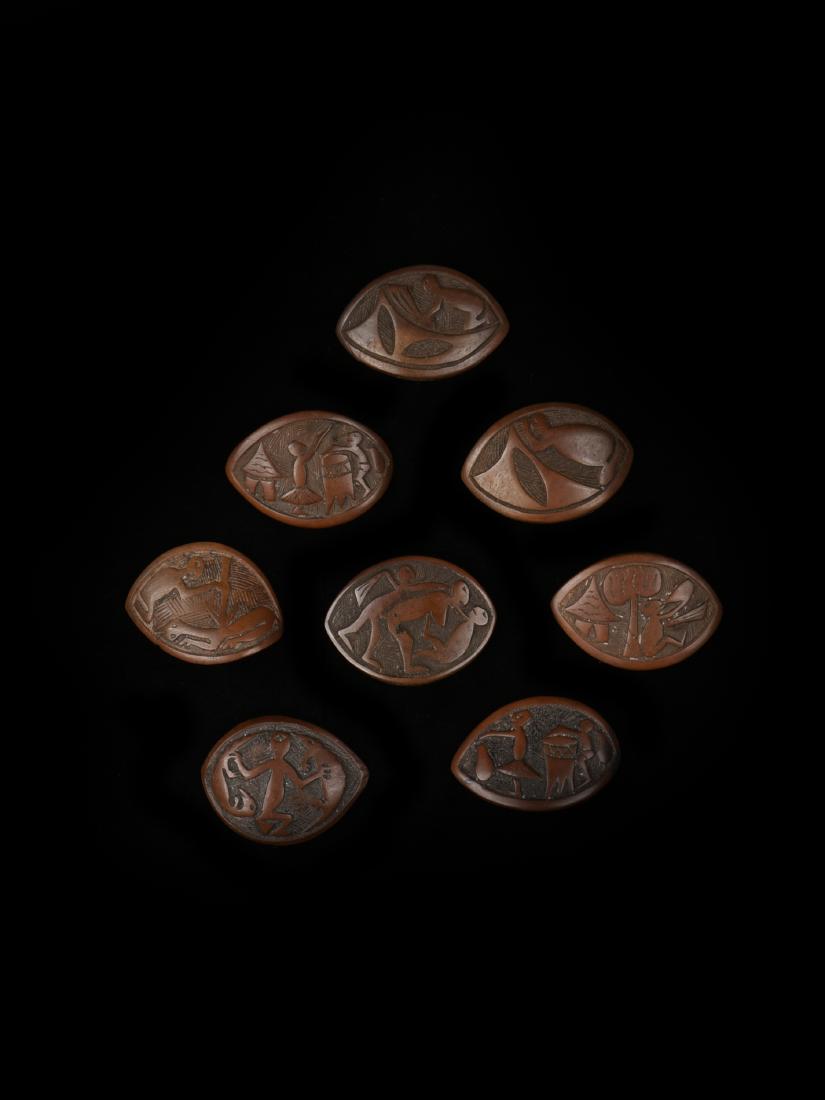 8 Spielsteine, "abbia" (1 of 10)