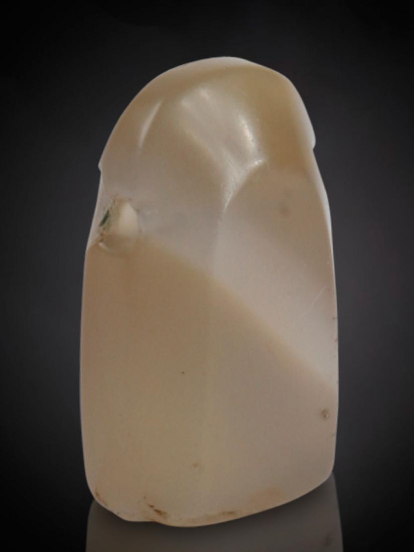 Siegel (?): Siegel (?) Ägypten (?) Alabaster. H 2 cm. Provenienz: Schweizer Privatsammlung, Zürich. CHF 100 / 200 EUR 86 / 172