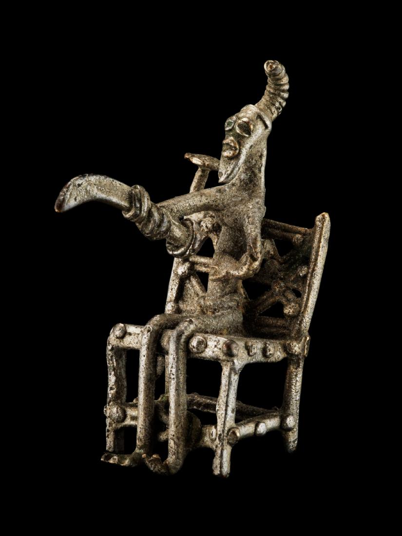 Goldgewicht (1 of 5)