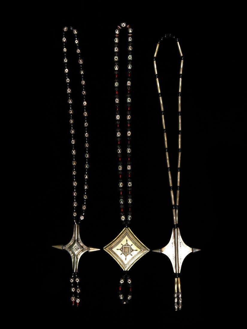 3 Colliers, "guru" (1 of 11)