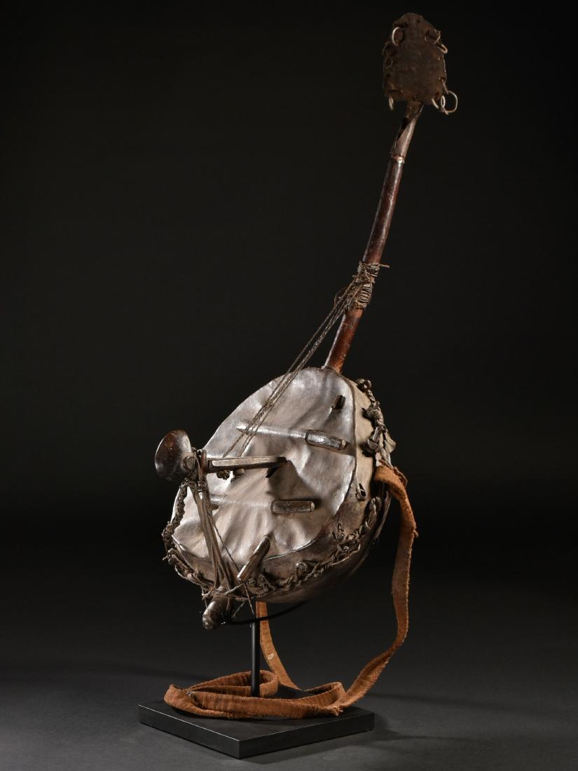 A SENUFO "KORIKAARIYE" HARP (1 of 17)