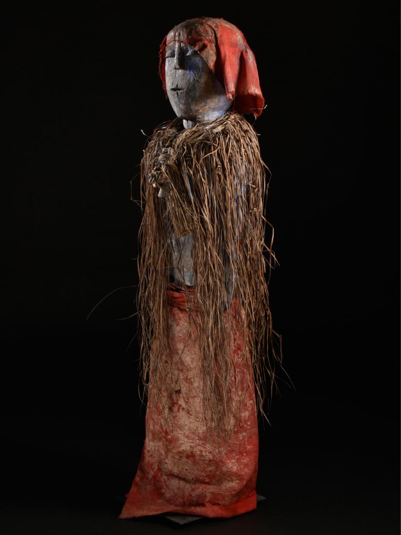 AN EWE "BOCHIO" FIGURE (1 of 17)