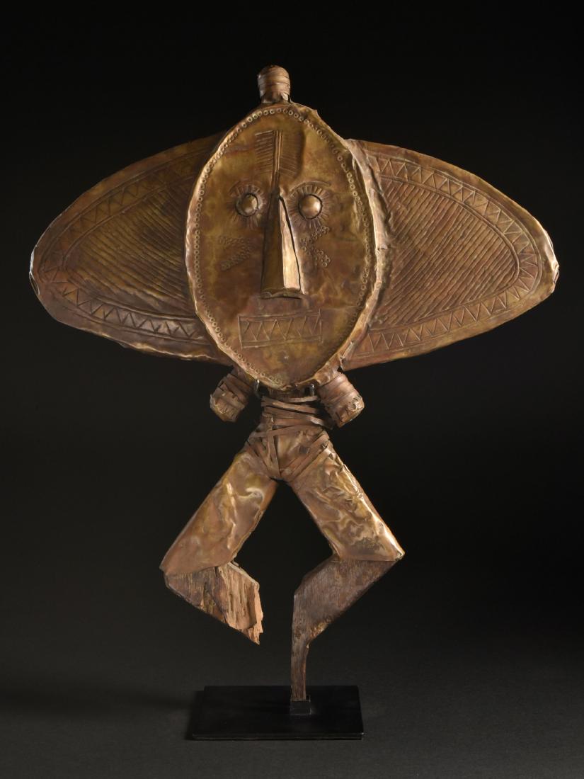 A KOTA RELIQUARY FIGURE (1 of 12)