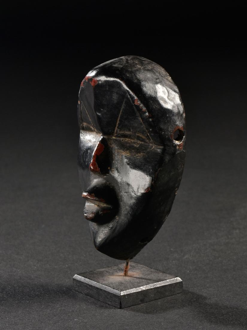 A Dan "ma go" Maskette (1 of 10)