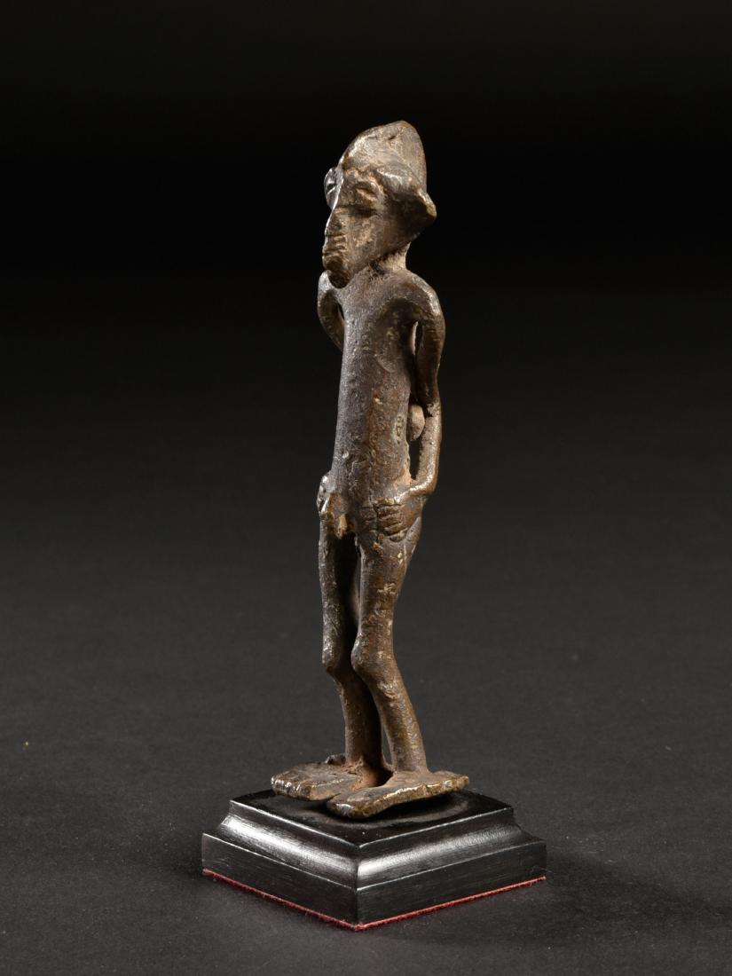 A Senufo Bronze Figure (1 of 11)