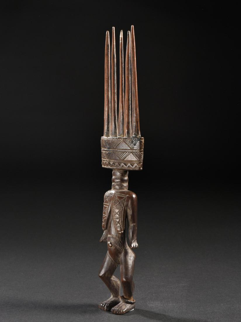 A Dan Comb (African Art / Tribal Art) (1 of 15)