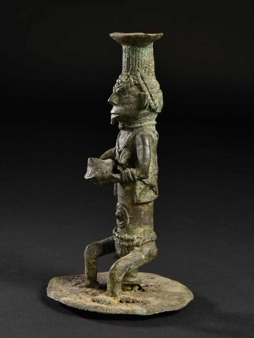 A Yoruba Figure (African Art / Tribal Art) (1 of 14)