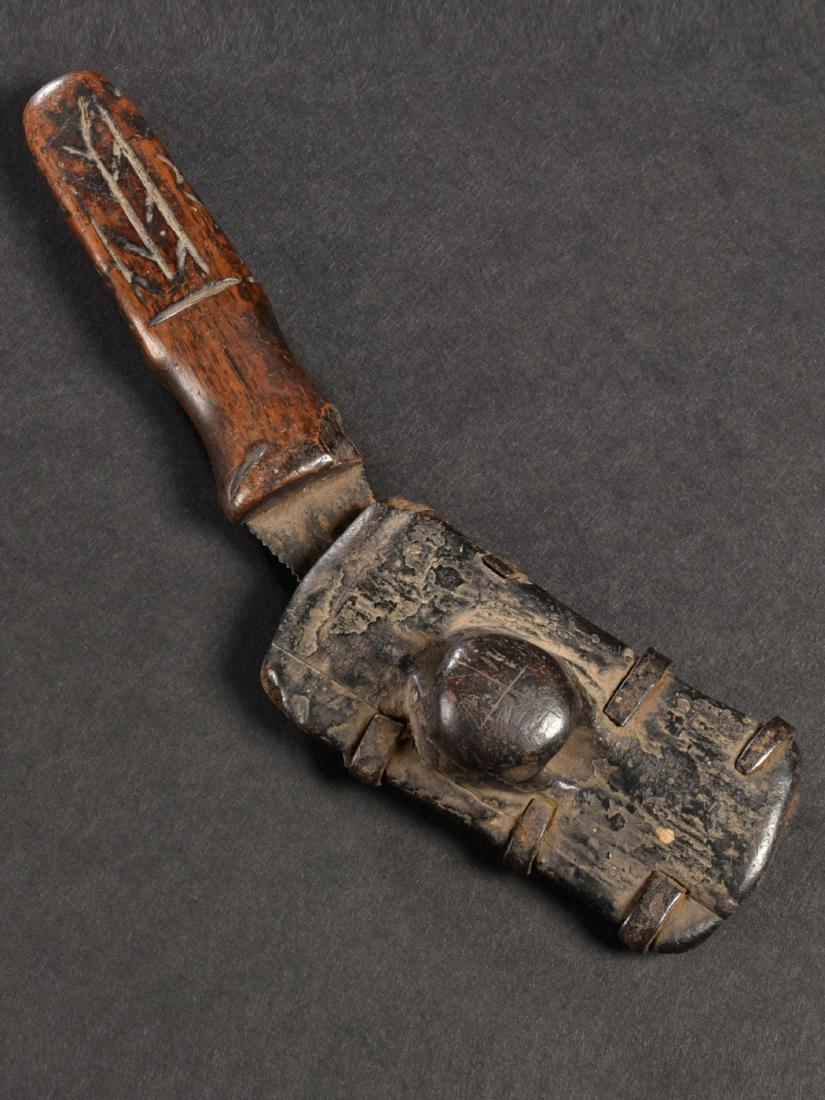 Knife with Sheath (1 of 12)