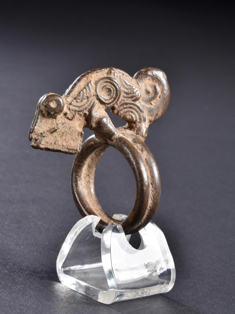 A Senufo Ring (African Art / Tribal Art) (1 of 9)