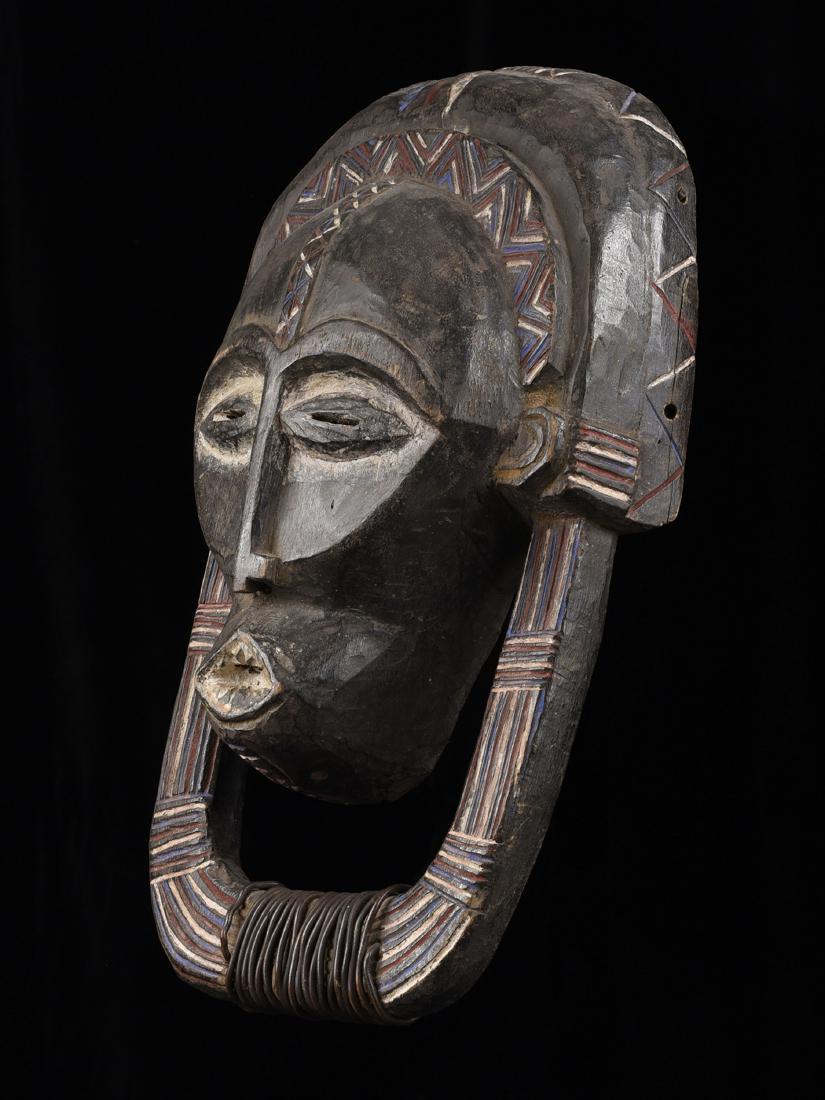 A Lunda Mask (African Art) (1 of 16)