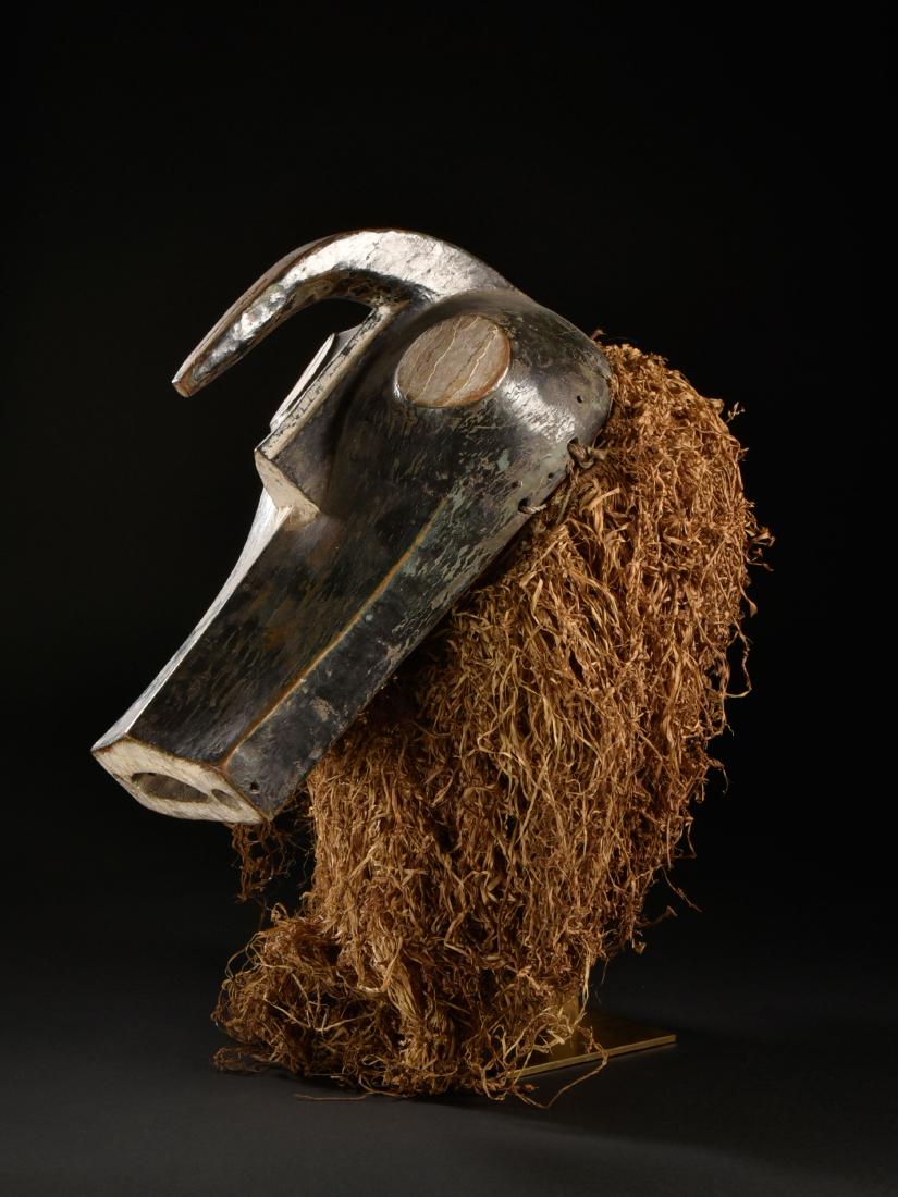 An Igbo-Izzi Mask, "ogbodo enyi" (1 of 20)