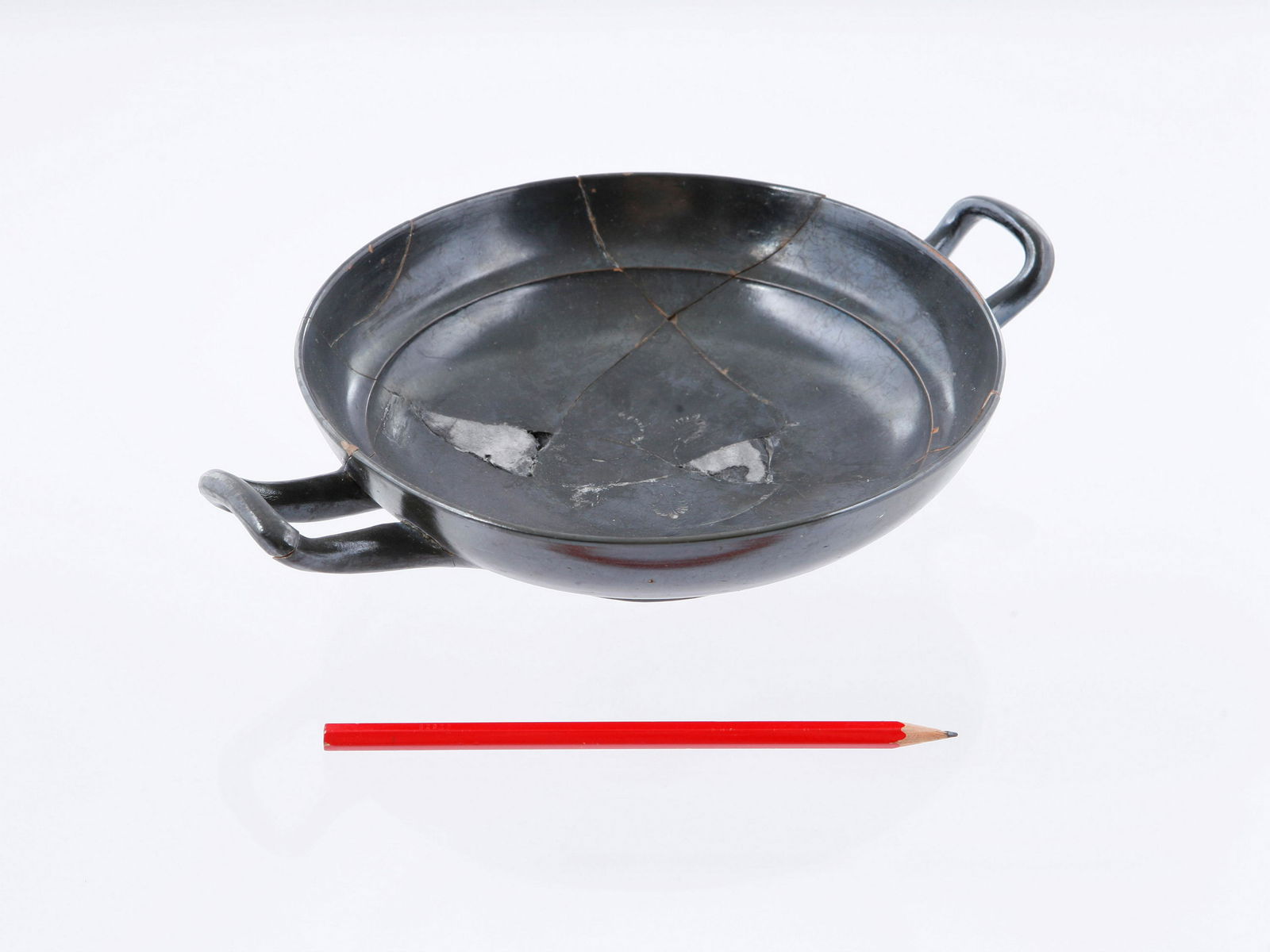 A Black-Glazed Cup (1 of 7)