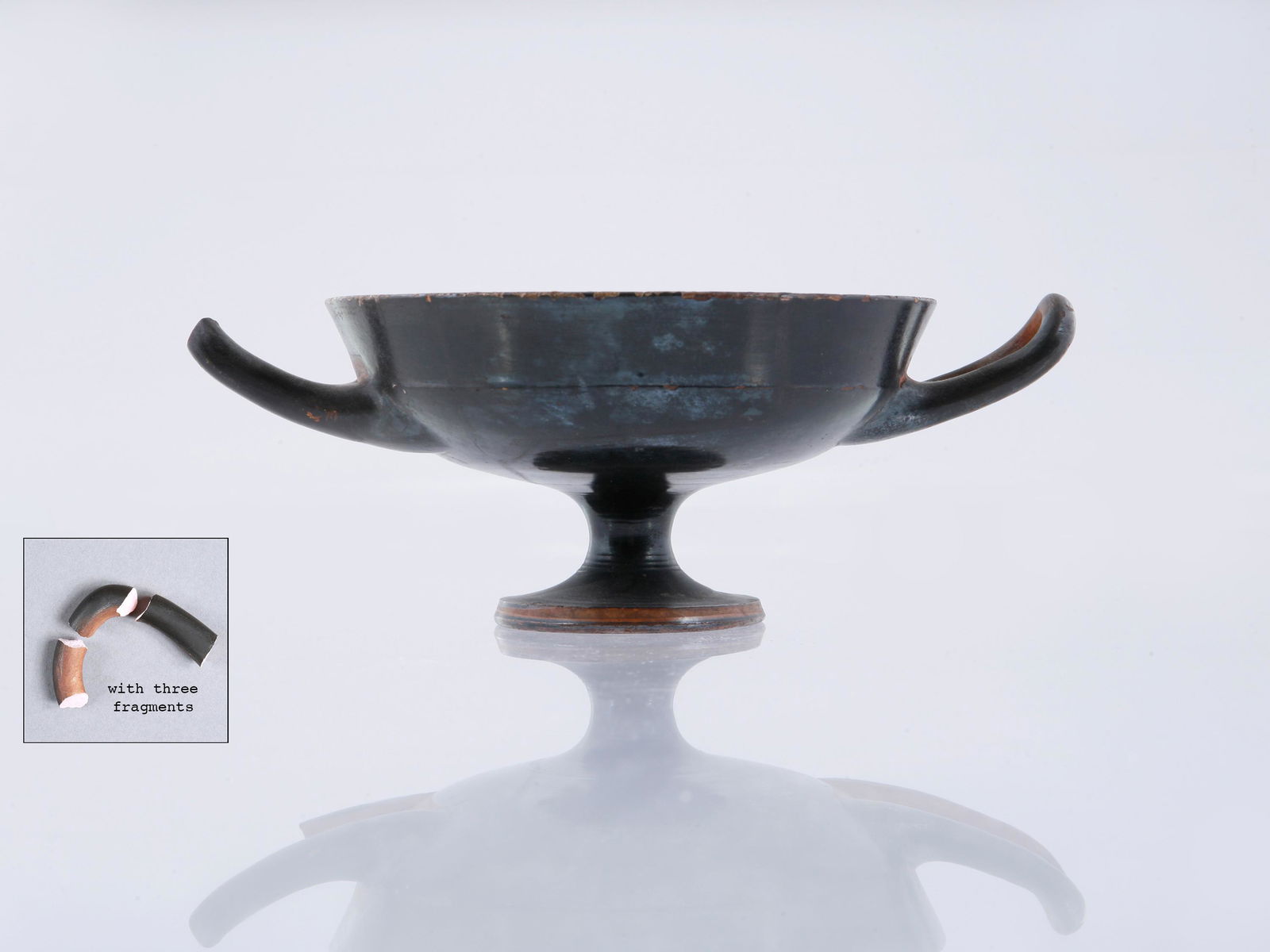 An Attic Small Black Glazed Handle Bowl (1 of 7)