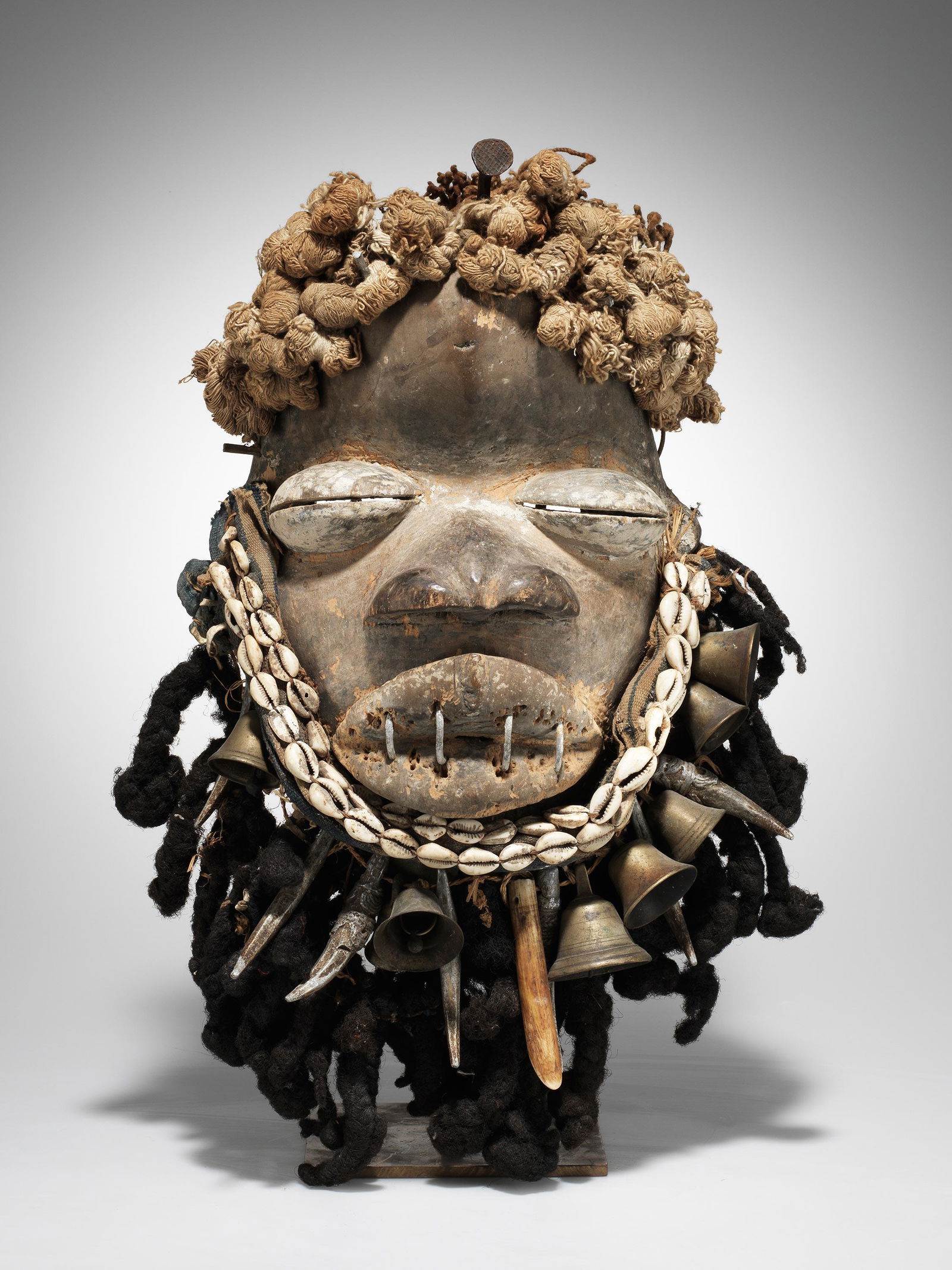 A Wè-Guéré Mask, "ble gla" (1 of 5)