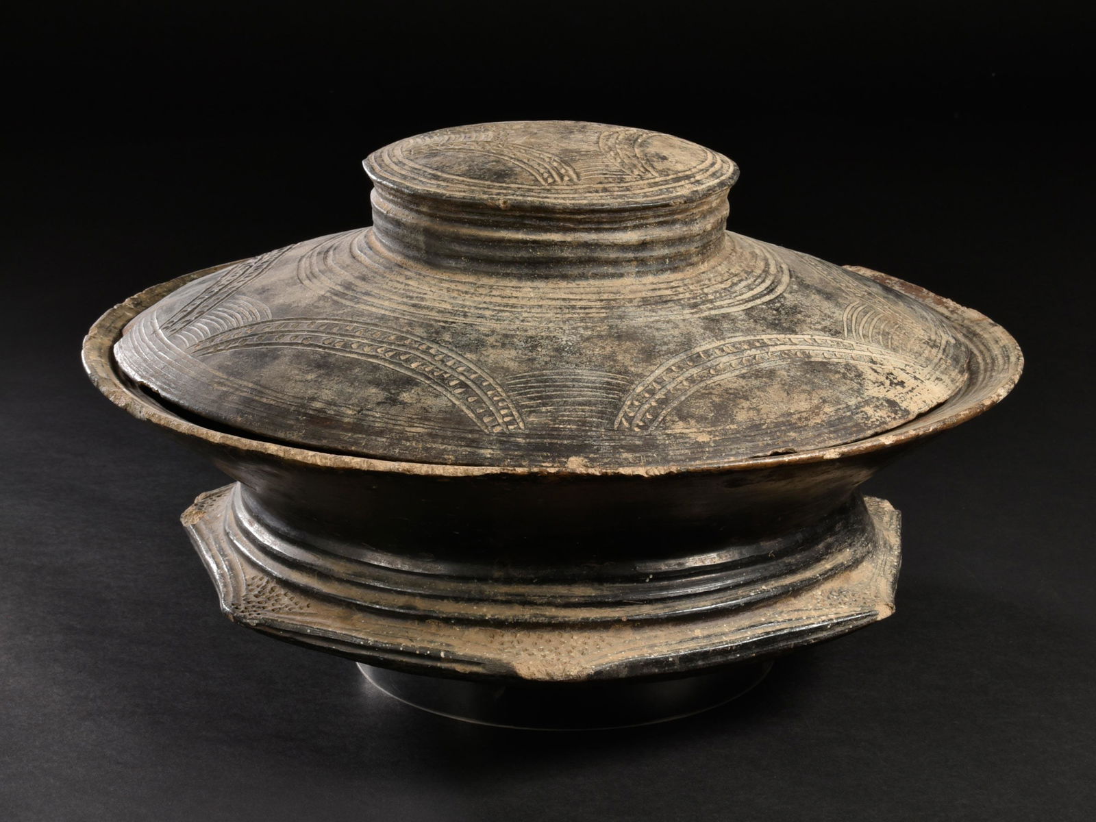 An Asante Terracotta Vessel, "tasenaba" (1 of 12)