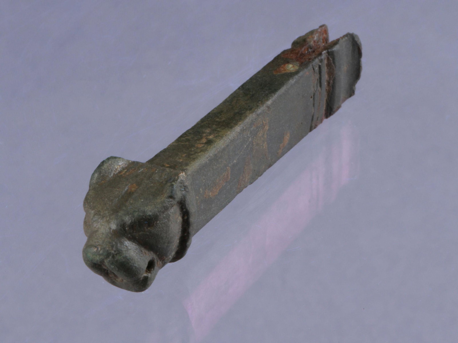 A Roman Knife Handle (1 of 11)