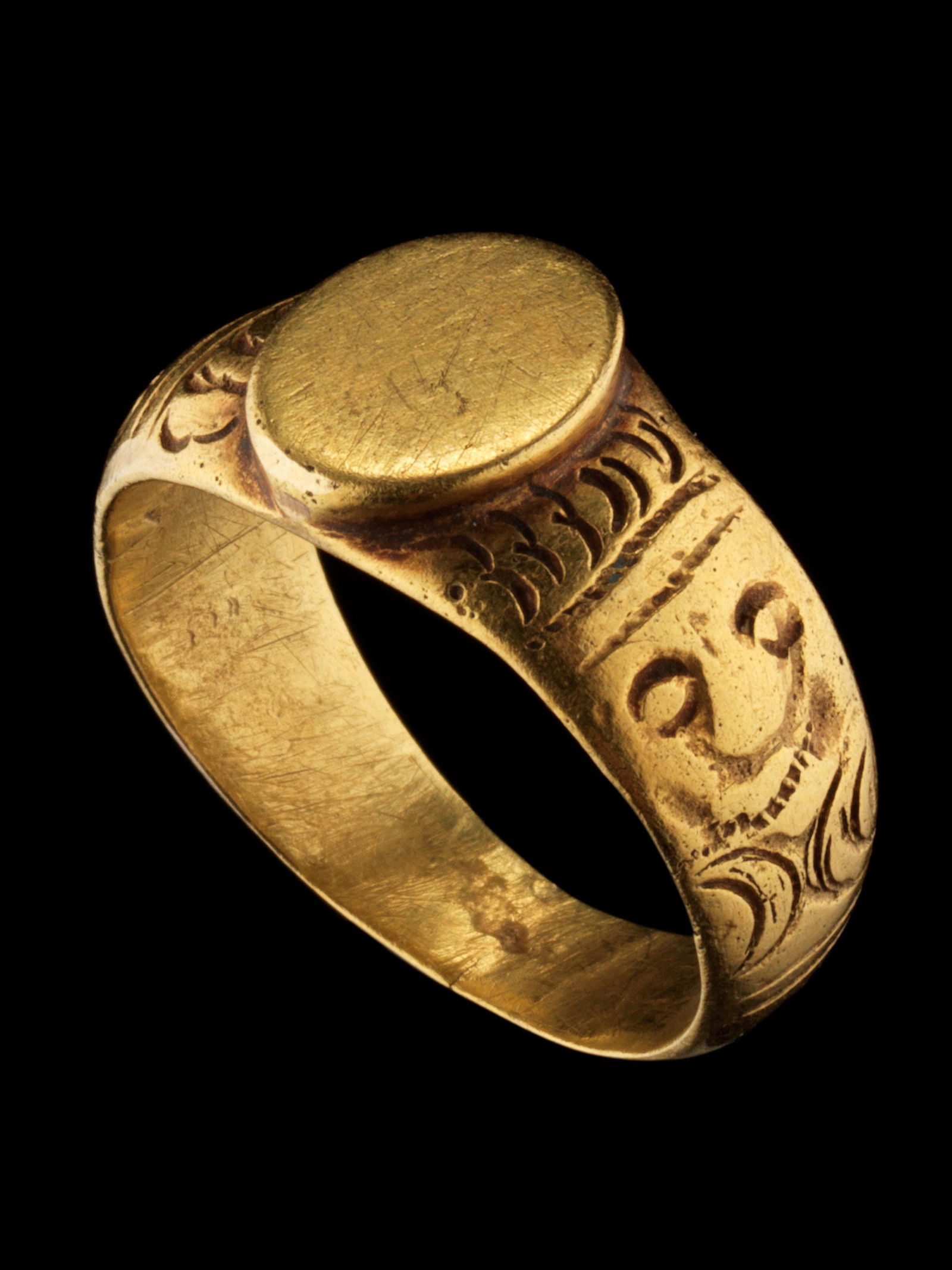 An Asante Gold Ring (1 of 10)