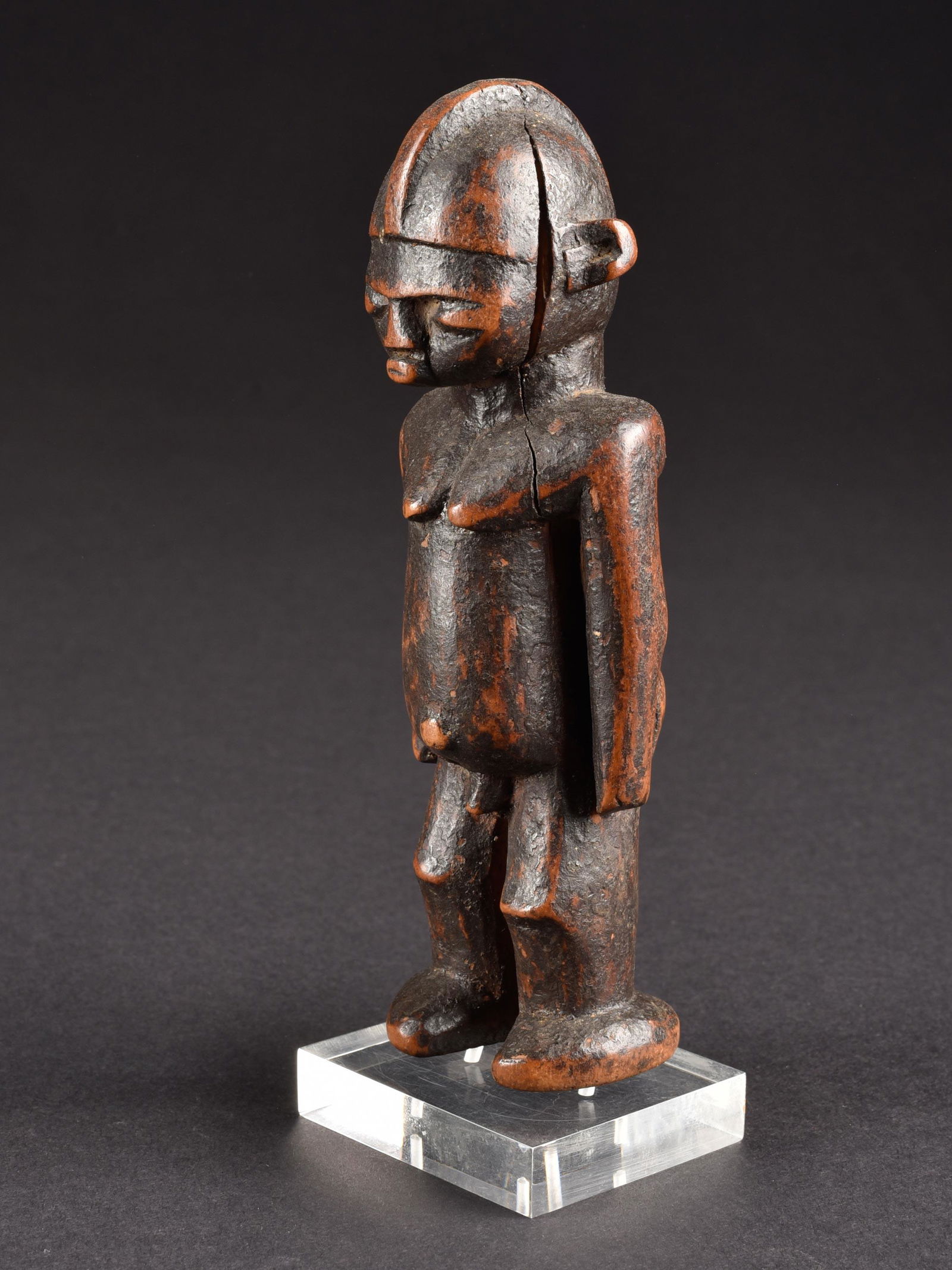 A Lobi Miniature Figure, "bùthib pumbiirà" (1 of 4)