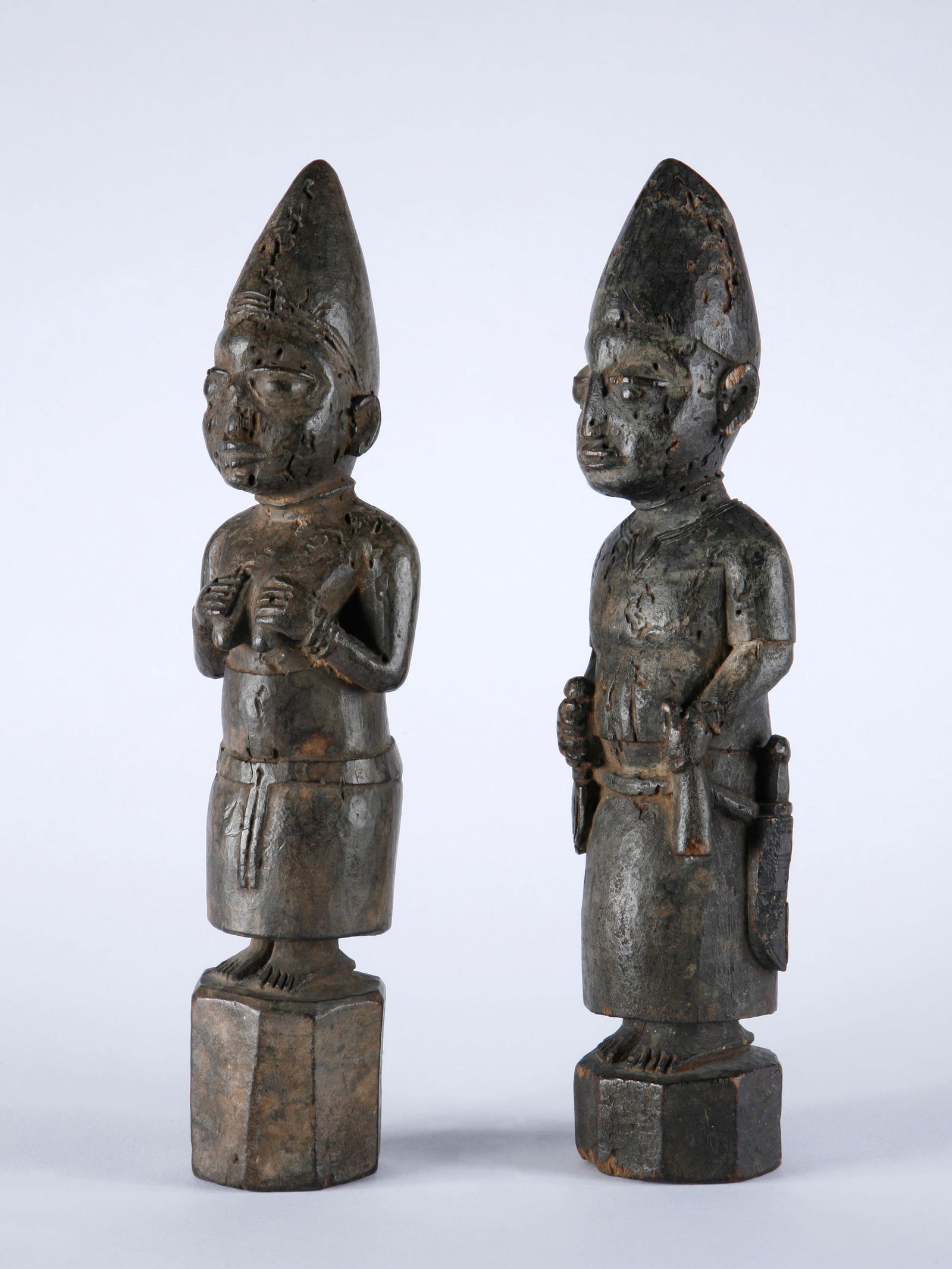A Yoruba Pair of Shrine Figures Apr 09, 2020 HAMMER AUKTIONEN AG in