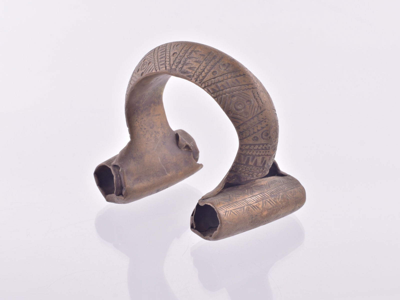 A Peul Bronze Bangle (1 of 6)
