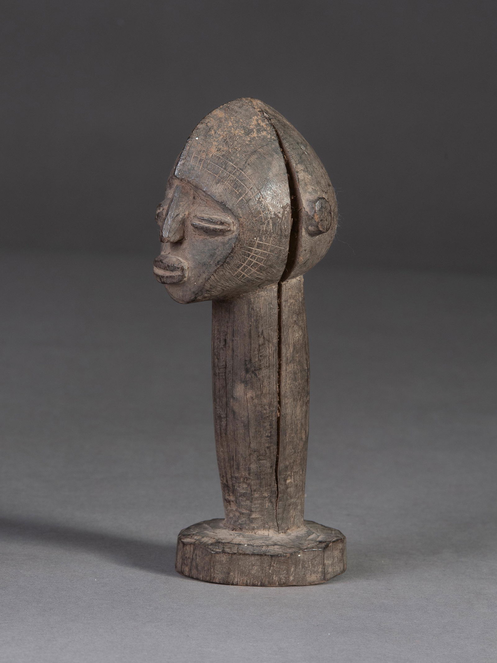 A Lobi Head, "baàthíl" (1 of 9)