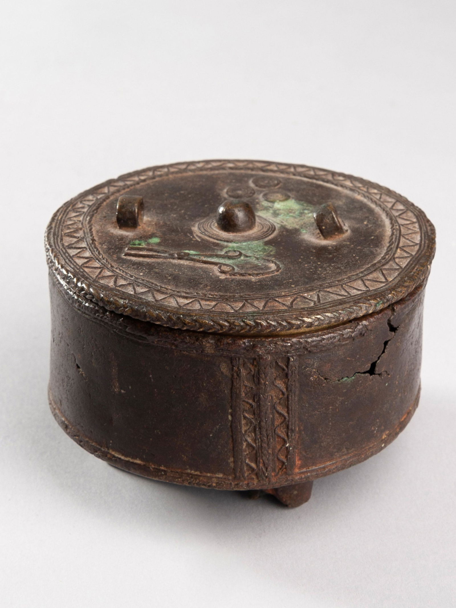 An Asante Container, "kuduo" (1 of 13)