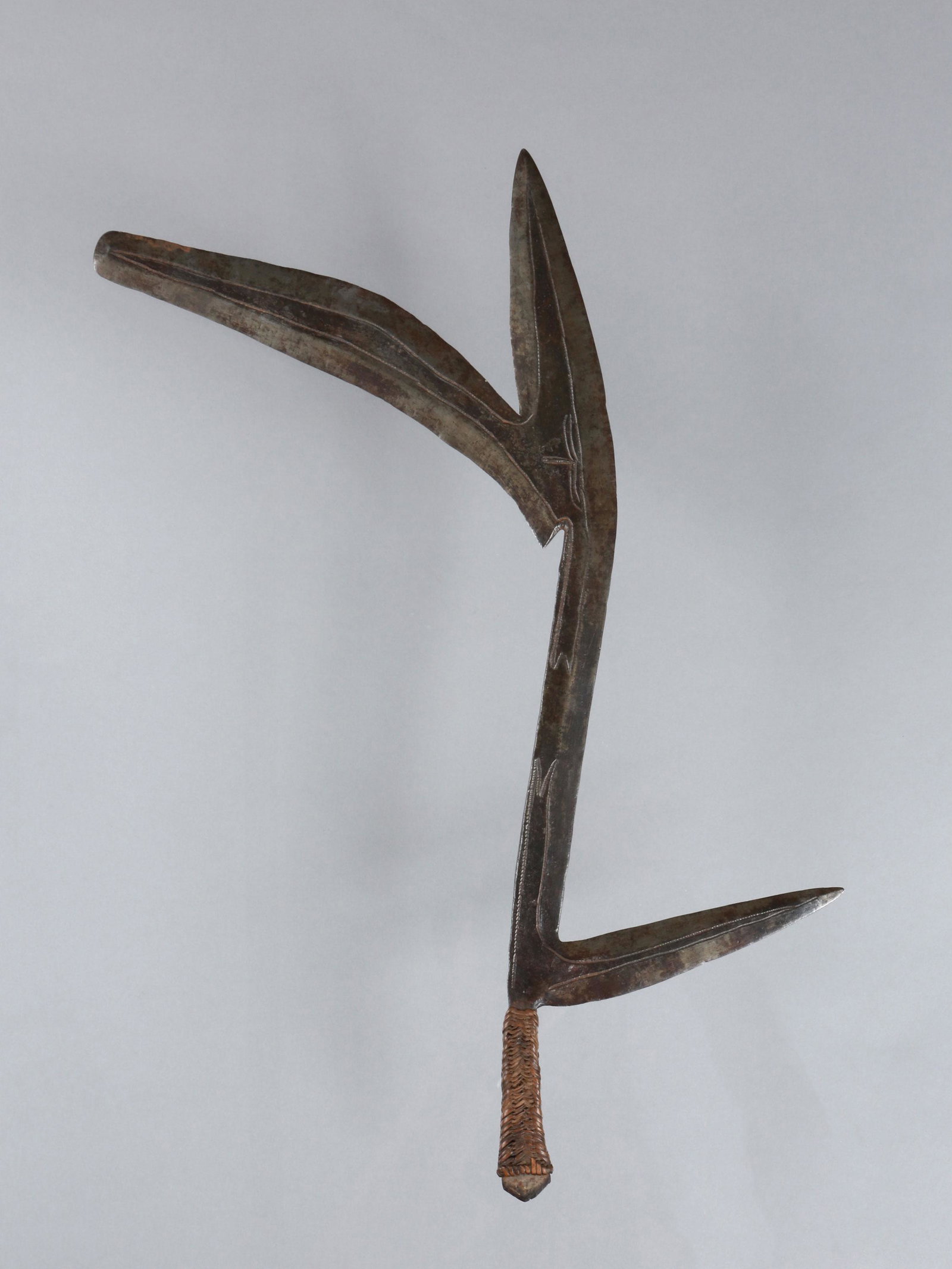 A Ngbaka Throwing Knife (1 of 5)