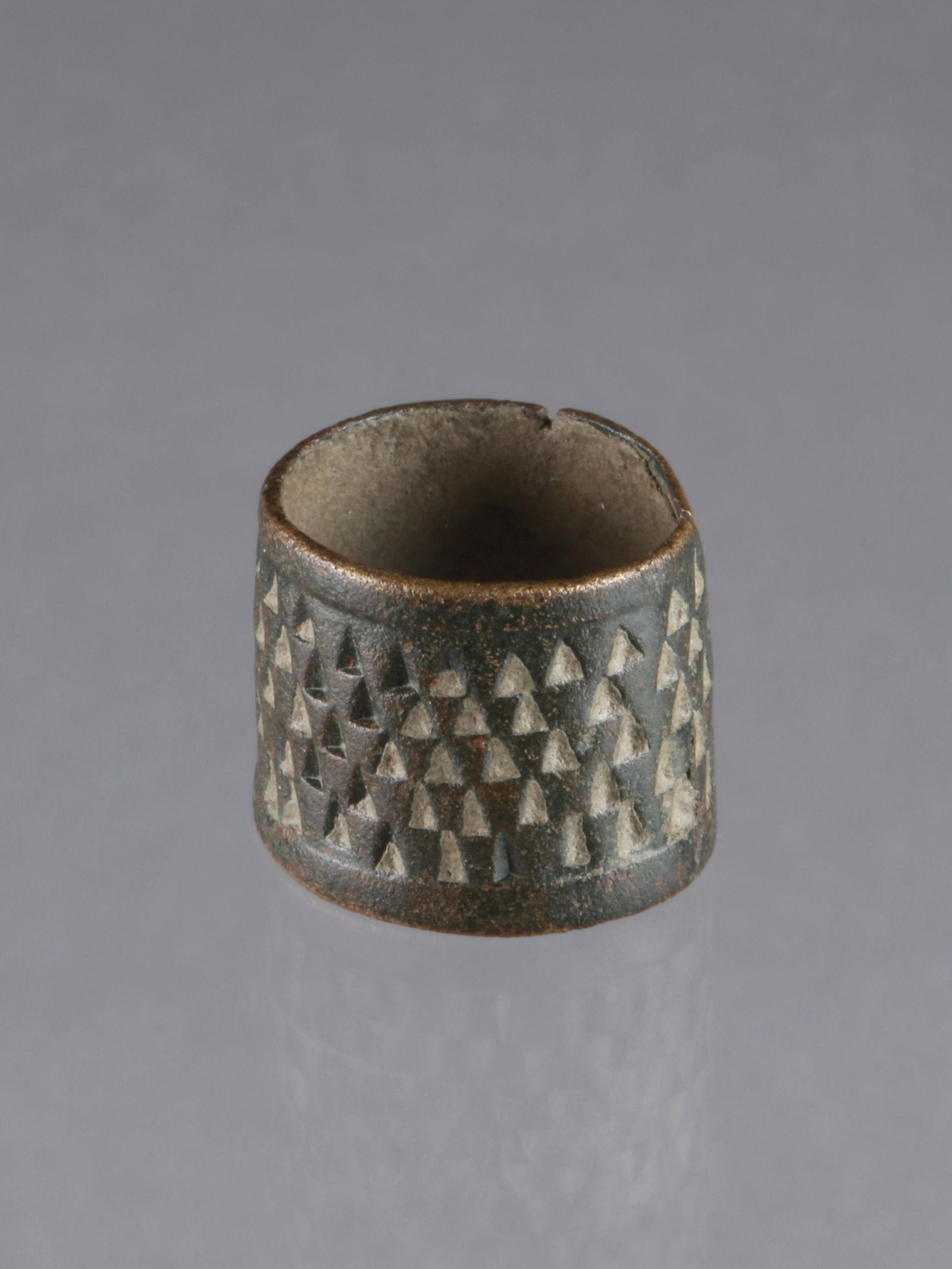 A Finger Ring (1 of 4)
