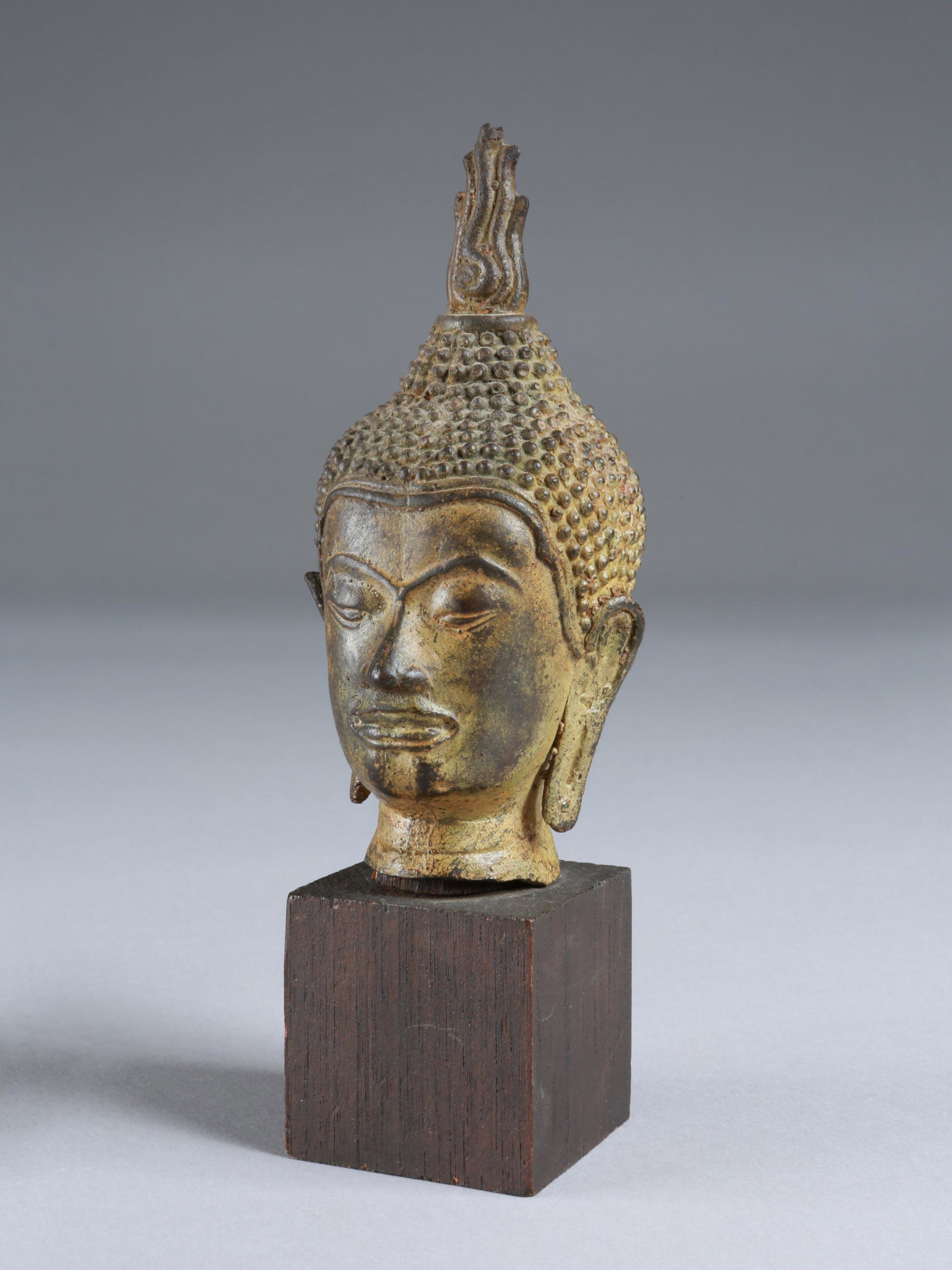 A Siamese Bronze Head of Buddha (1 of 9)