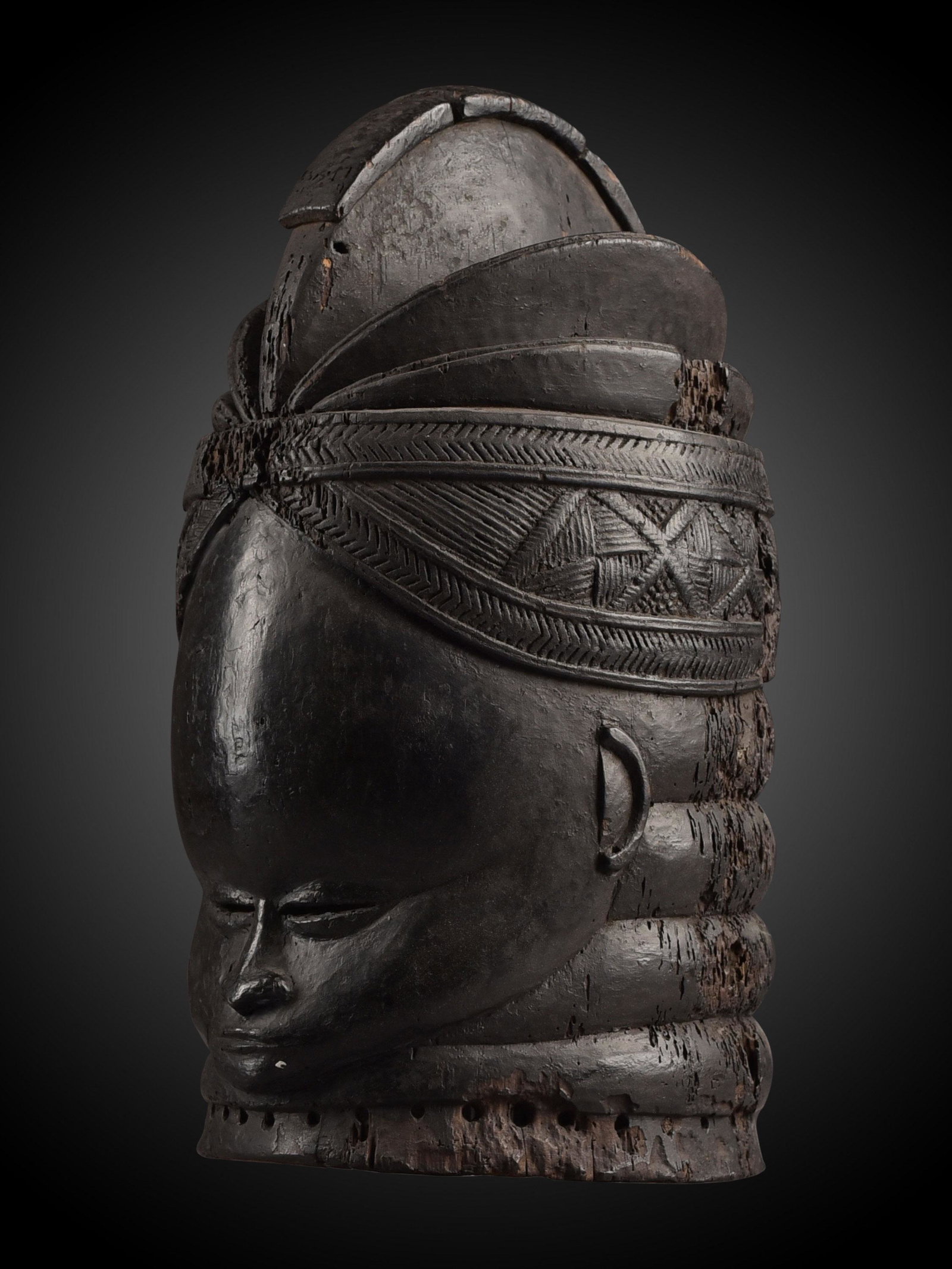 A Mende Mask, "soweï¯" (1 of 17)