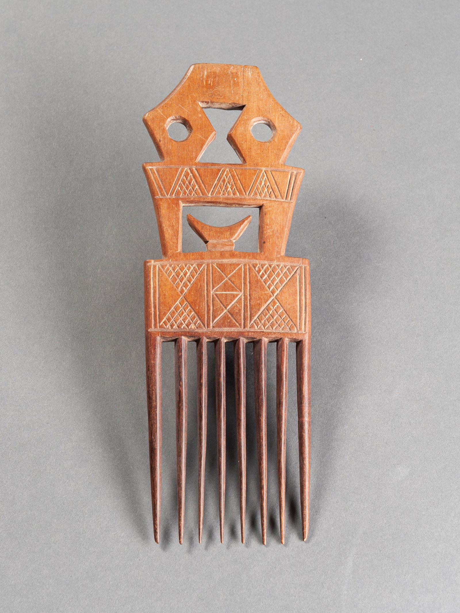 An Asante Comb, "duafe" (1 of 3)