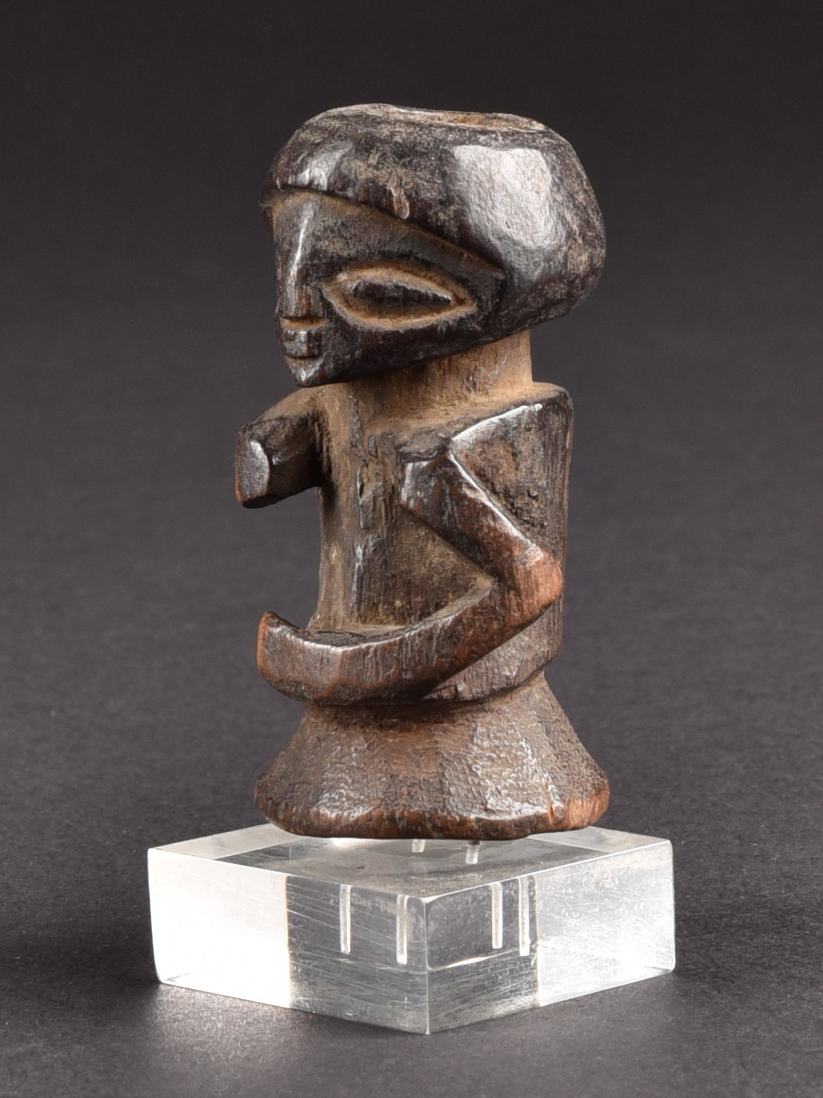 A Luba Miniature Figure, "kakudji" (1 of 4)