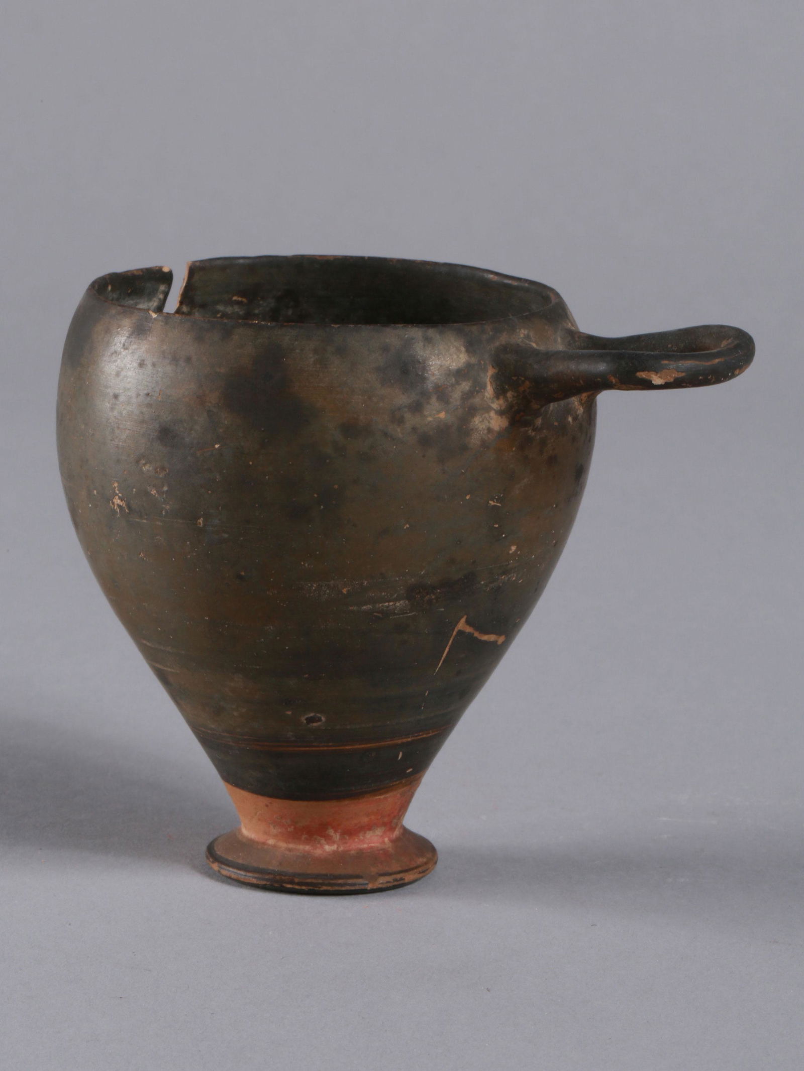 An Attic Skyphos (1 of 11)