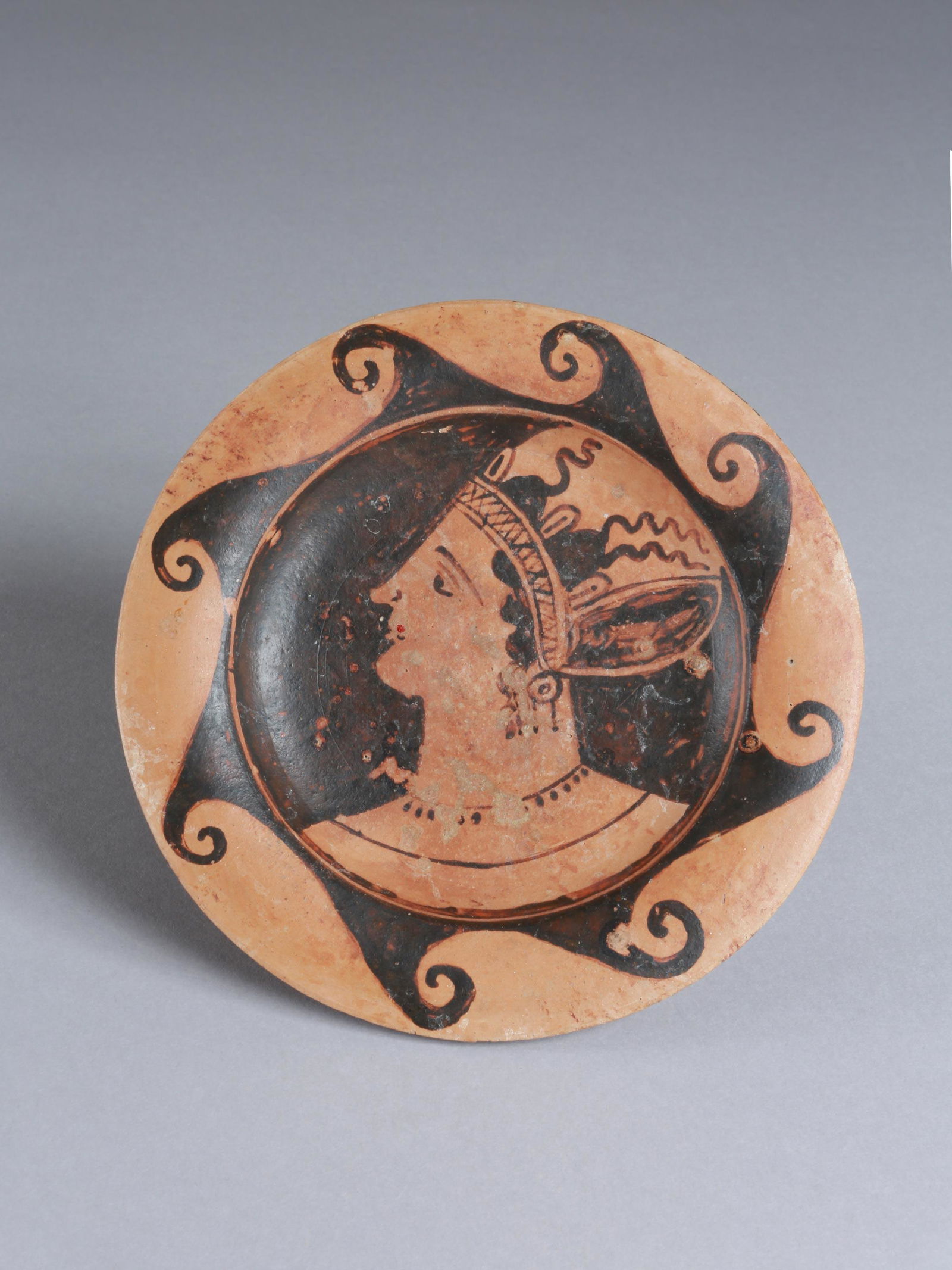 An Etruscan Bowl with Pedestal (1 of 5)