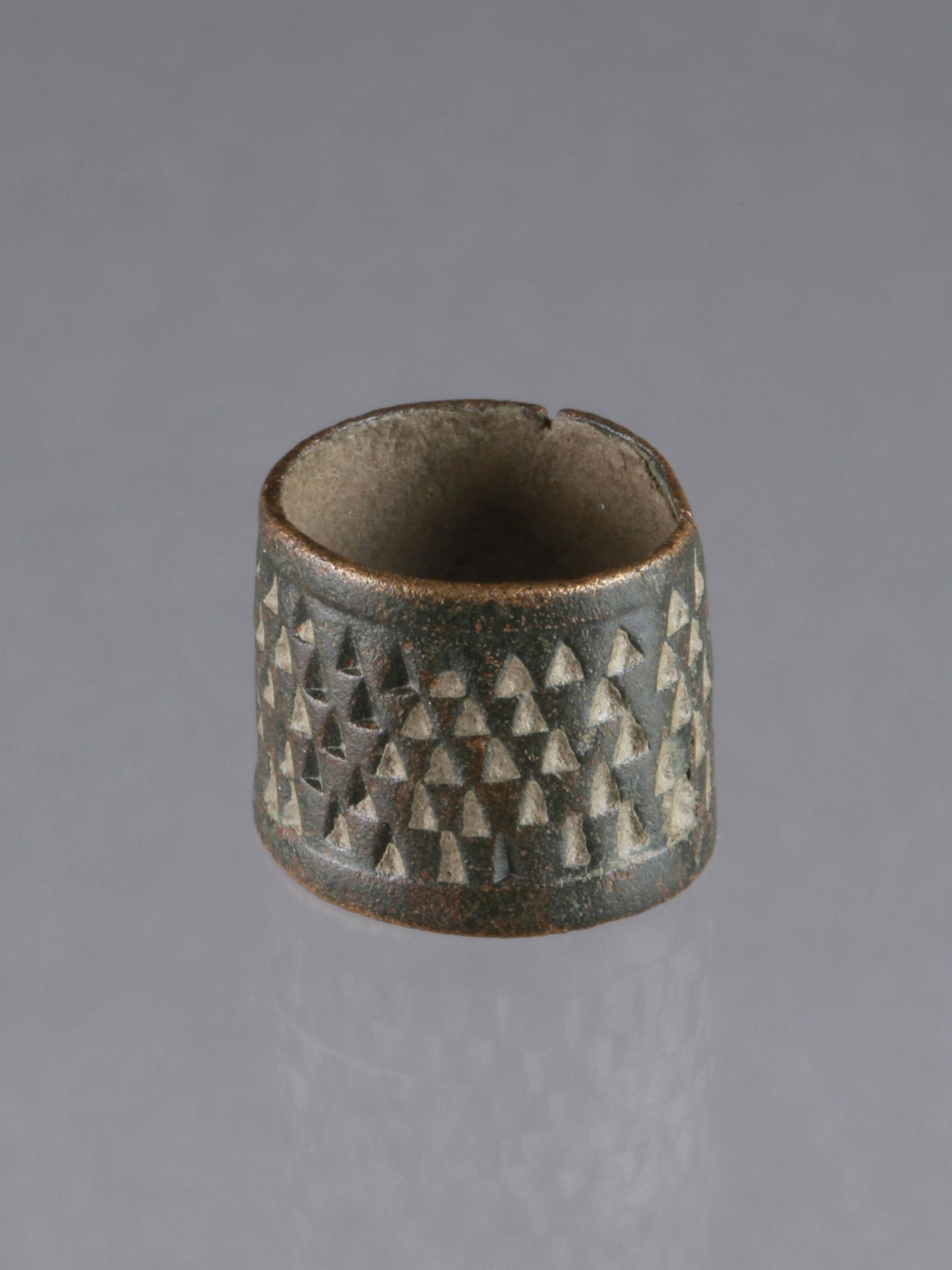 A Finger Ring (1 of 4)