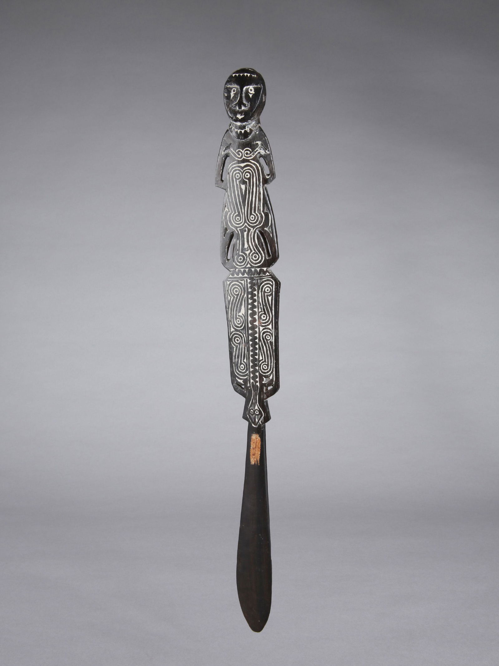 A Massim Lime Spatula (1 of 10)