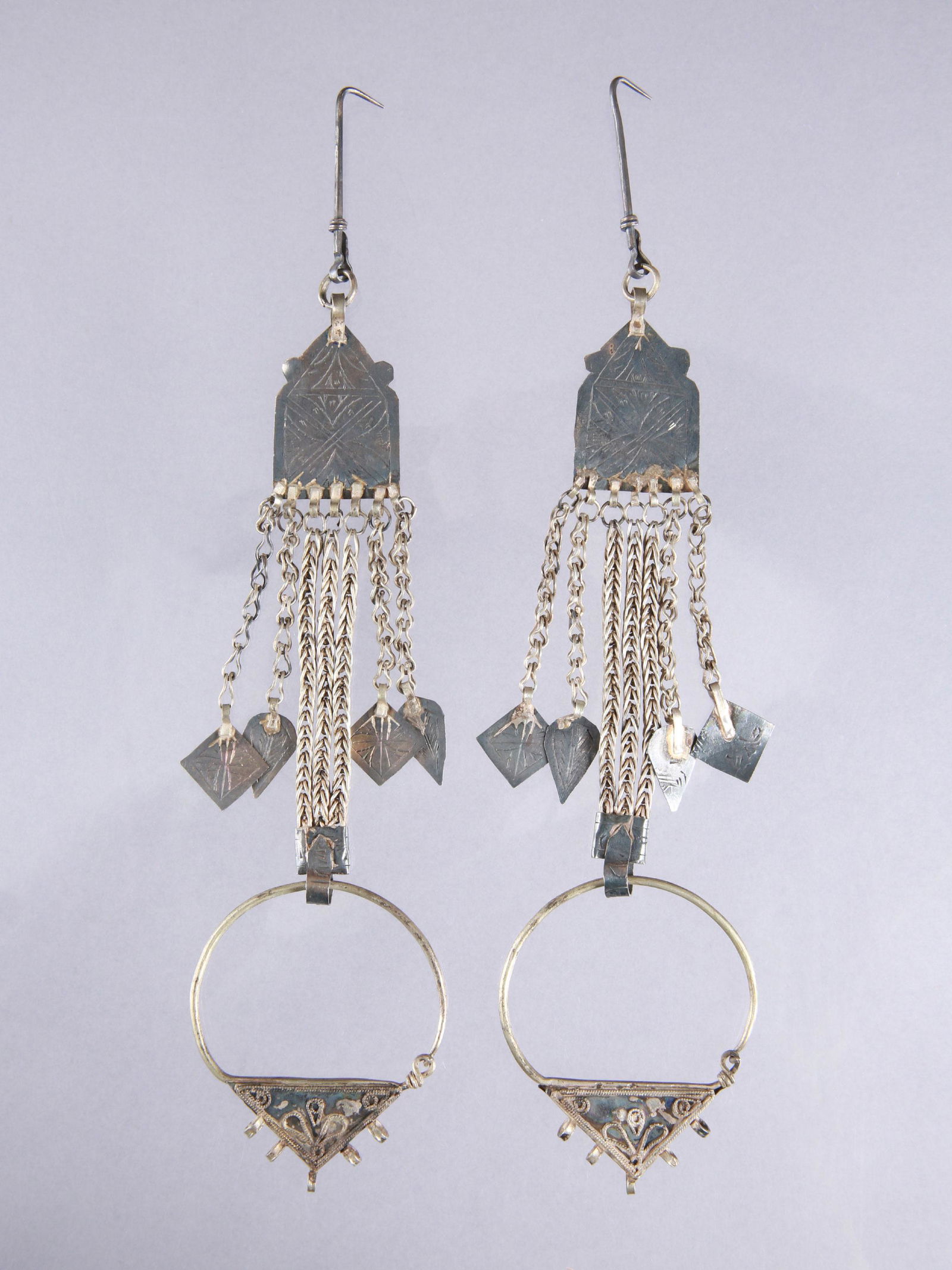 A Chinese (?) Pair of Earrings (1 of 8)