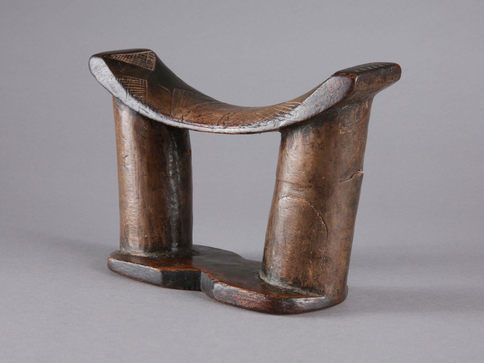 A Kuba Neckrest (1 of 15)