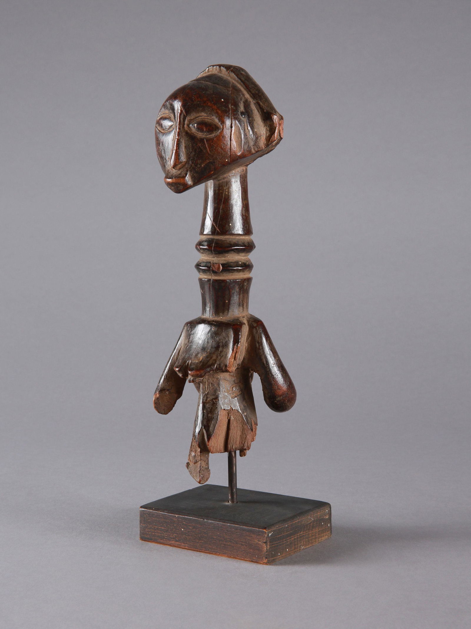 A Luba Bust of a Figure, "kabeja" (African Art) (1 of 11)