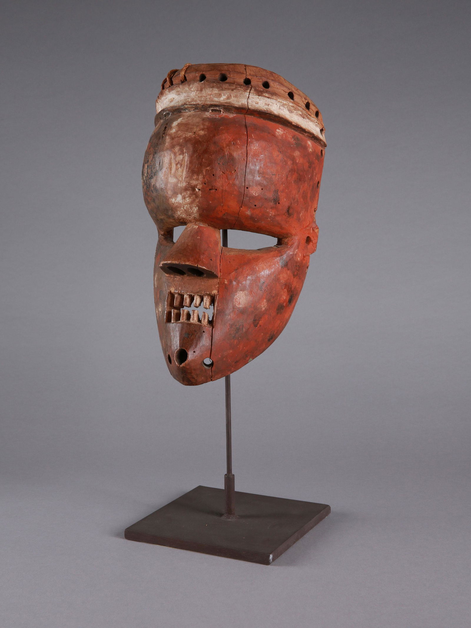 A Salampasu Mask, "kasangu" (1 of 14)