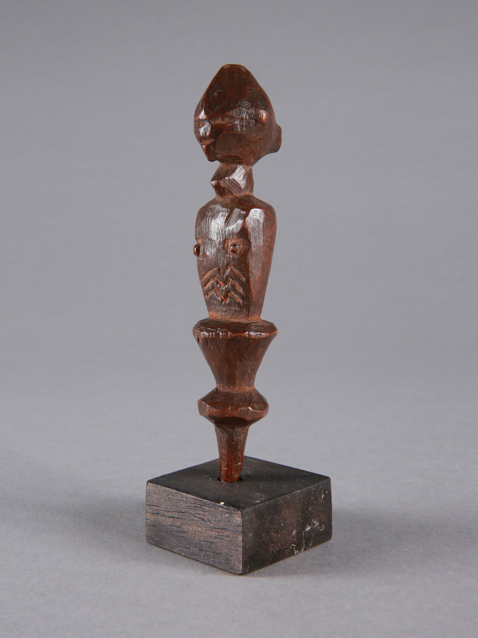 A Bust / Figural Handle or Plug (?) (1 of 10)