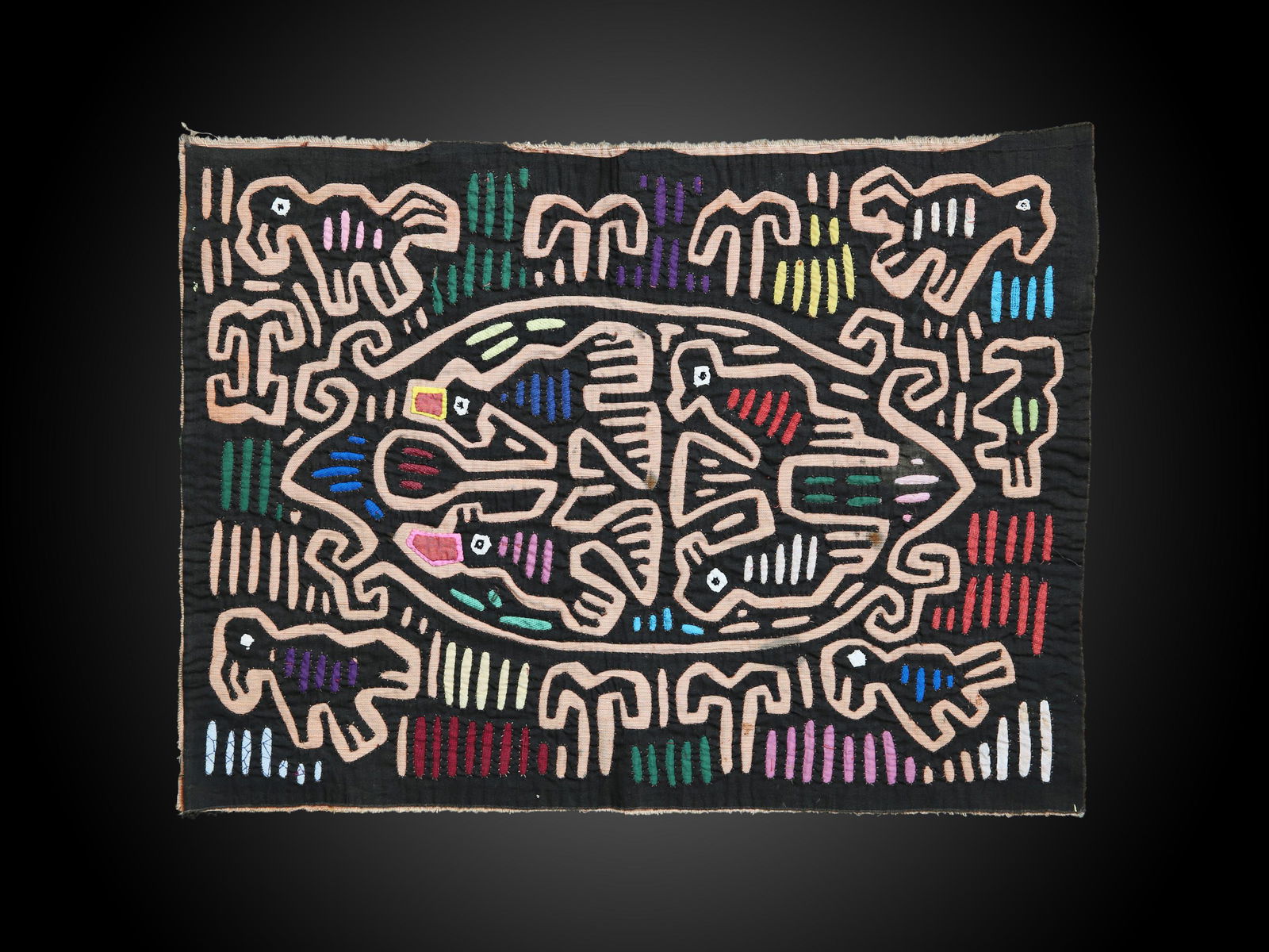 A Kuna Textile, "mola" (1 of 1)